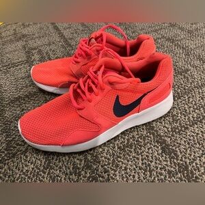 Nike Women's Bright Pink Mesh Sneakers with Black Swoosh